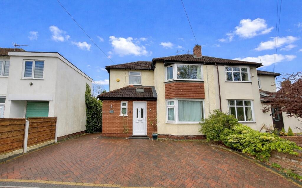 Main image of property: The Drive, Bredbury