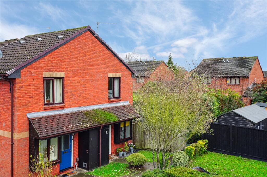 Main image of property: Bolwell Close, Twyford, Berkshire, RG10