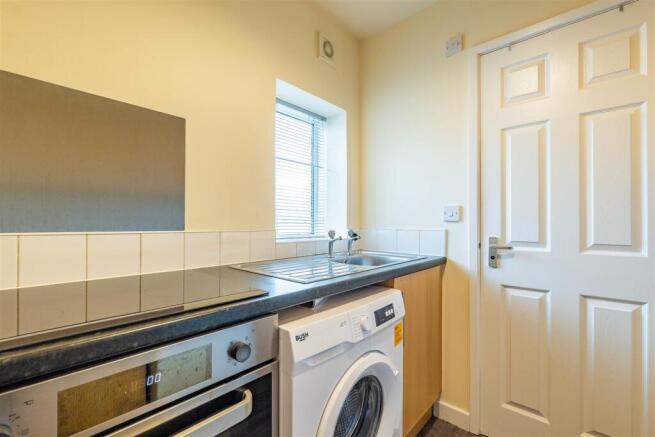 Flat Kitchen