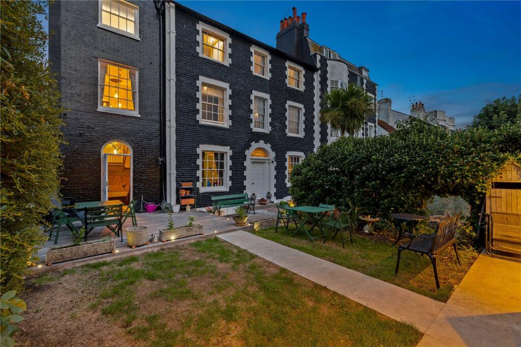 St. James's Place, Brighton, East Sussex, BN2