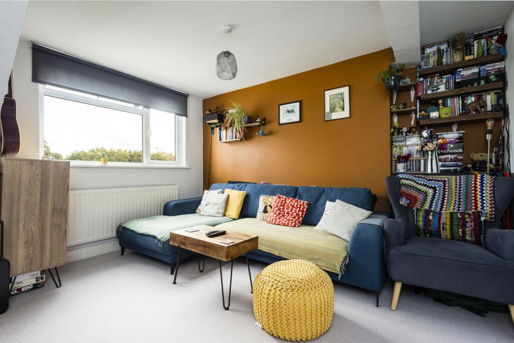 Apartment in London - More