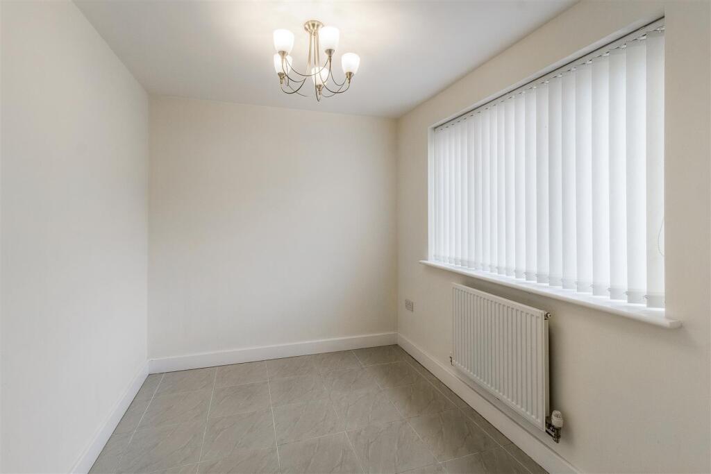 House in Wellingborough, Redhill Grange - View 3
