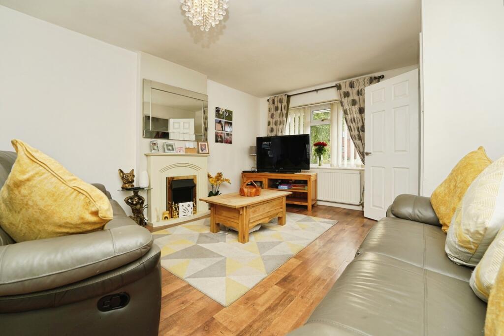 House in Gloucester, Gloucestershire - View 2