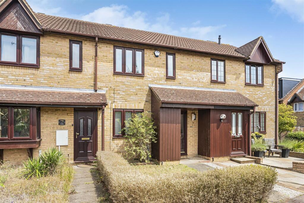 2-bed terraced on The Copse, Hertford, £355,000