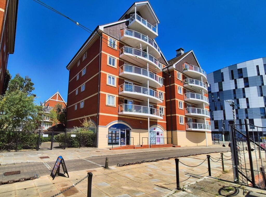 Main image of property: Neptune Square, Ipswich