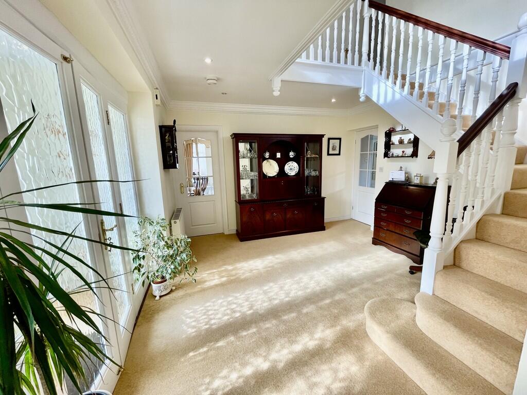 30, Austendyke Road, Weston Hills photo 3