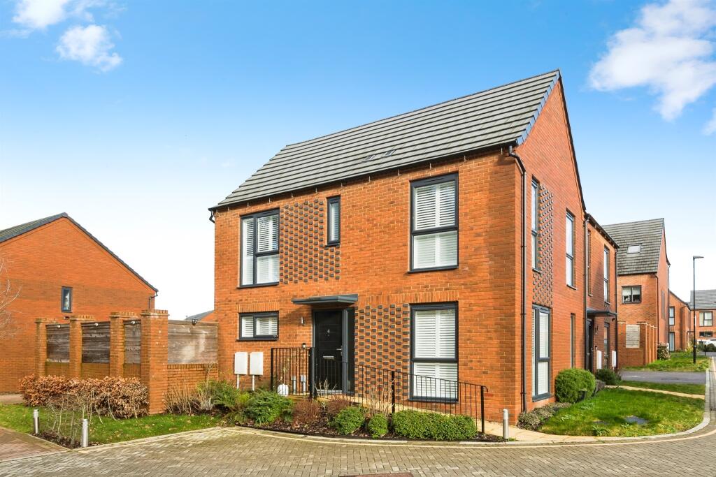 Main image of property: Burtenshaw Close, Copthorne, Crawley