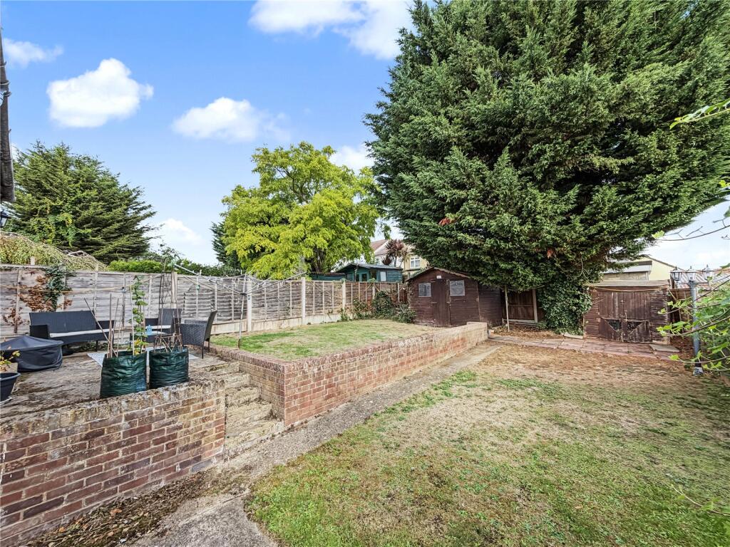 House in Gillingham, Twydall - View 2