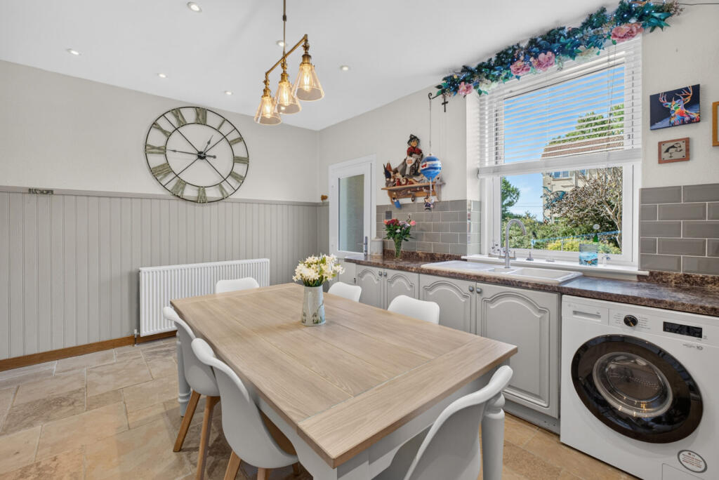 Apartment in Kilmarnock - More