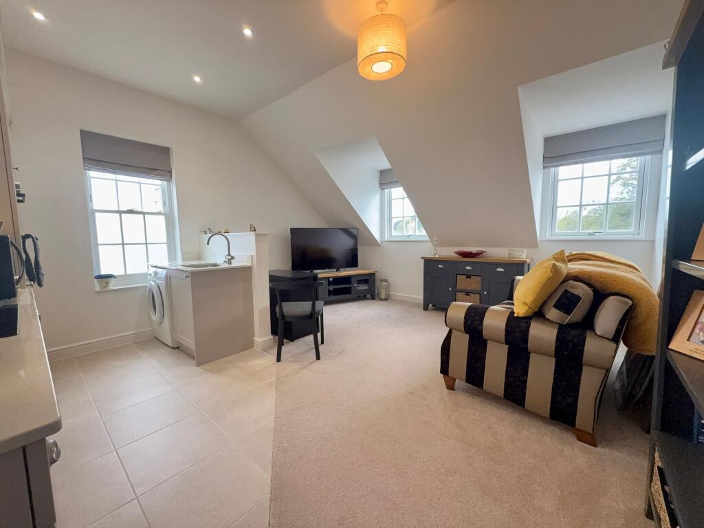 Apartment in Torquay - View 5