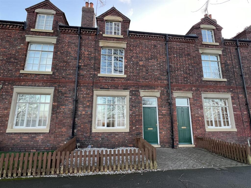 Main image of property: New Bolsover, Bolsover, Chesterfield
