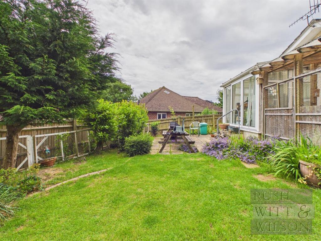 Oaklea Close, St. Leonards-On-Sea photo 2