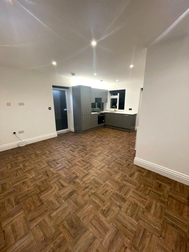 Additional image 5 of Shenley Lane, St. Albans, Hertfordshire, AL2