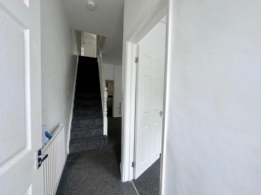 House in Cardiff, Garw Valley - View 4