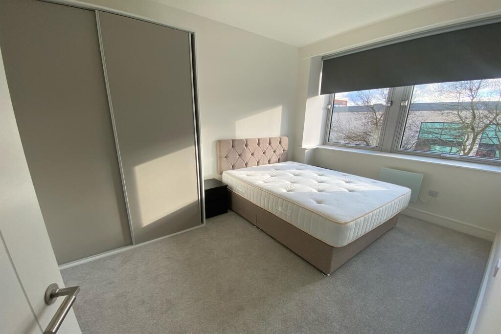 Apartment in Leicester - View 3