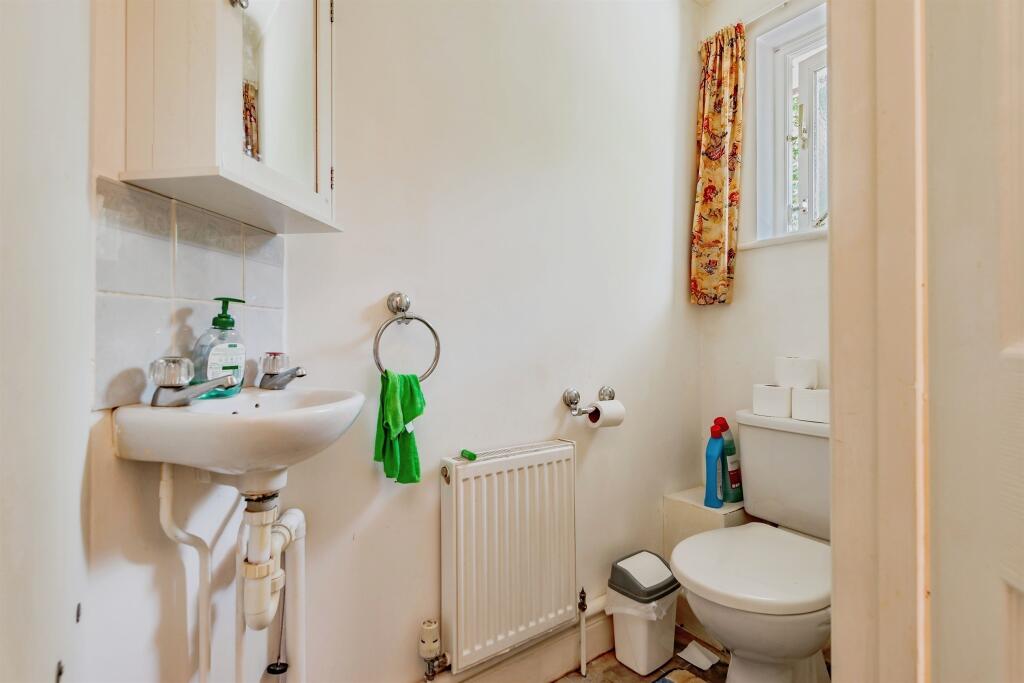 Hill Place, Crawley - View 5
