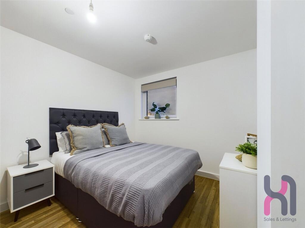 Apartment in Manchester - View 5