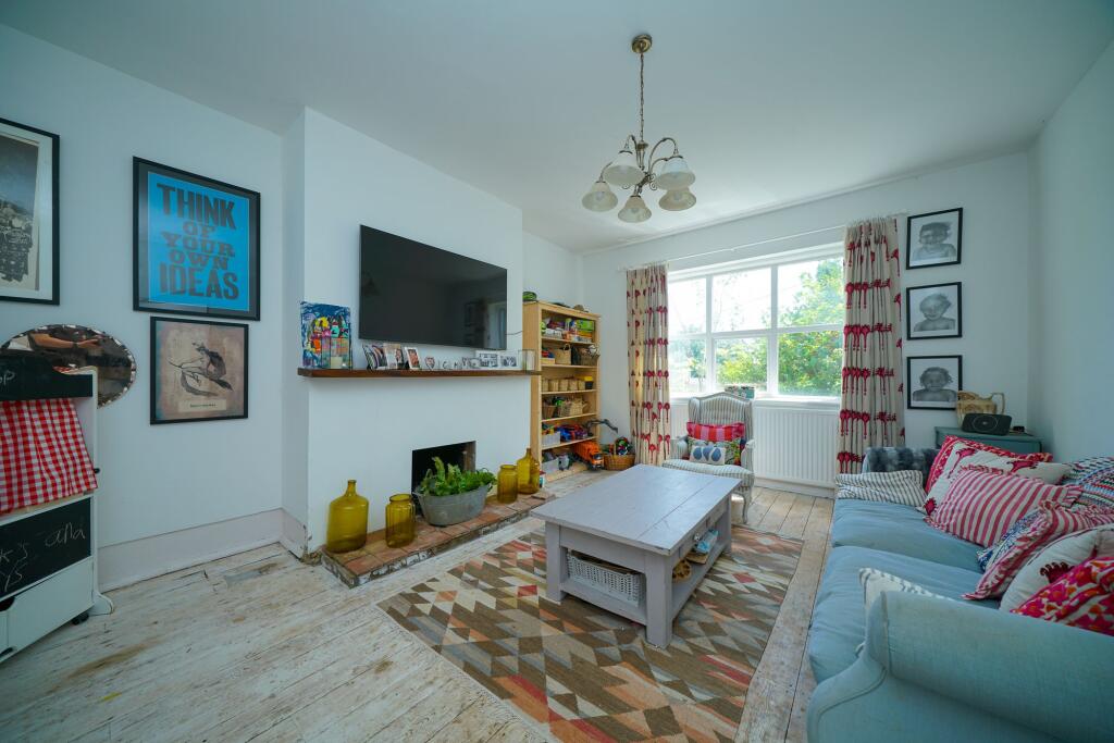 House in Luton - More