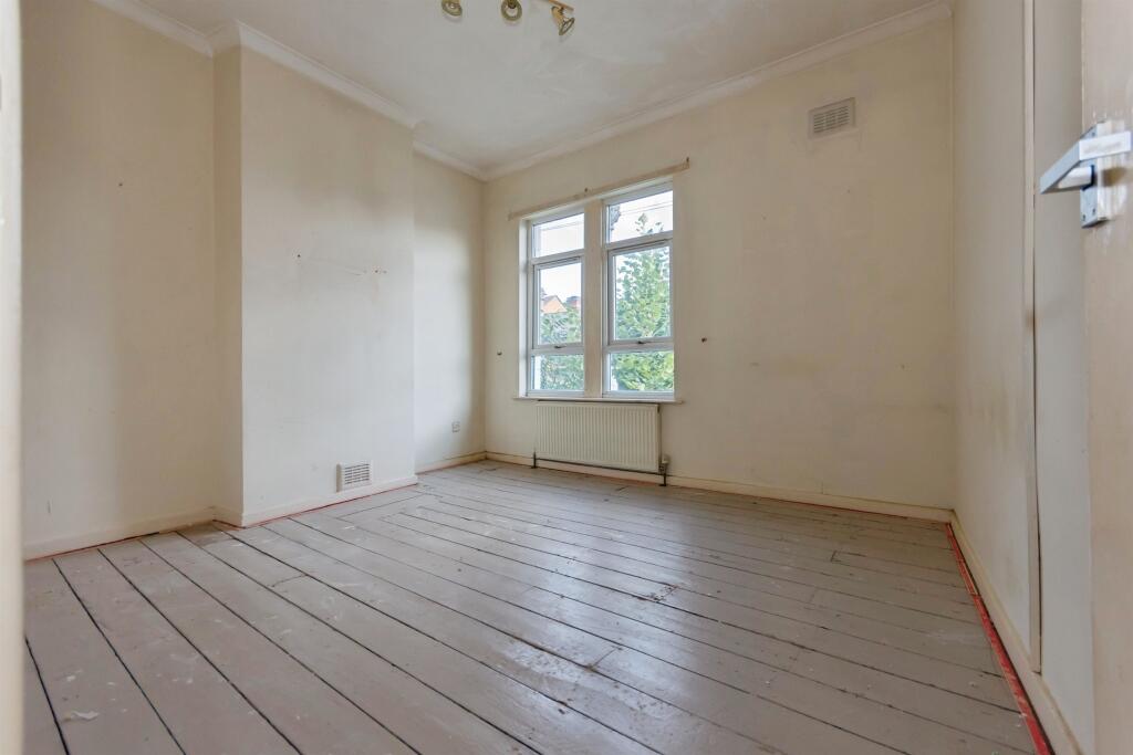House in Birmingham - More