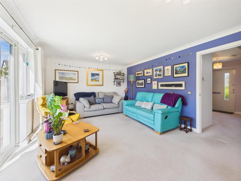 House in Perth - View 4