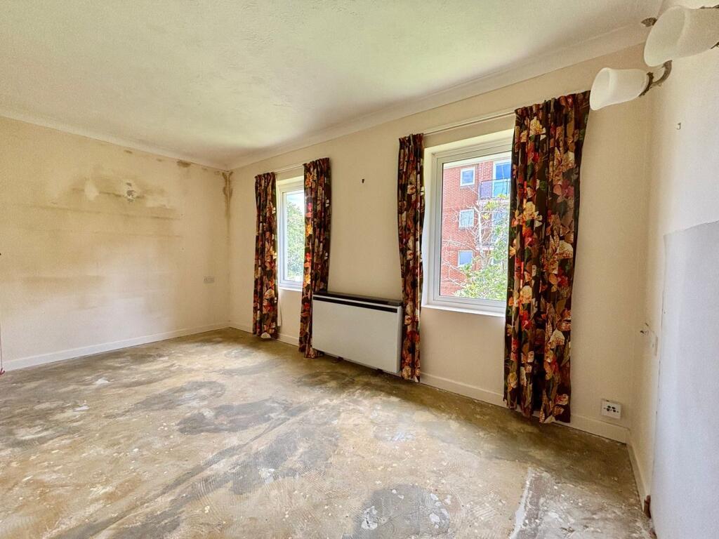 Apartment in Tonbridge - View 2
