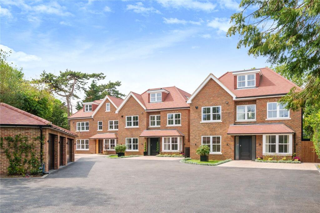 Main image of property: Knightsbridge Close, Barnet Road, Arkley, Hertfordshire, EN5