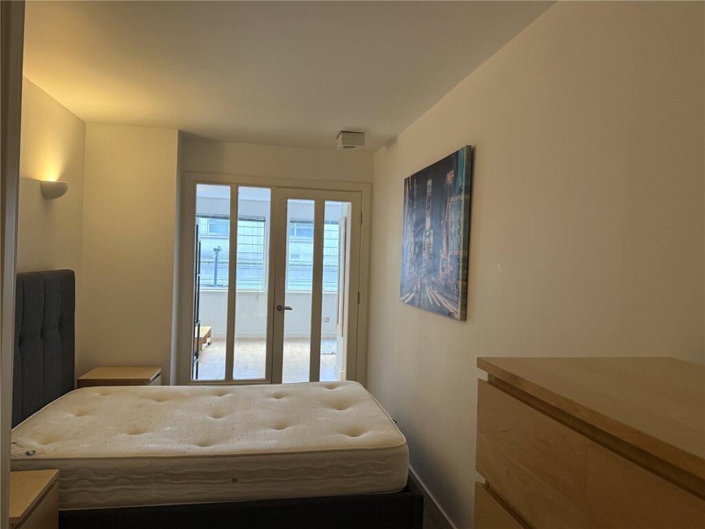 Apartment in Leeds - View 5