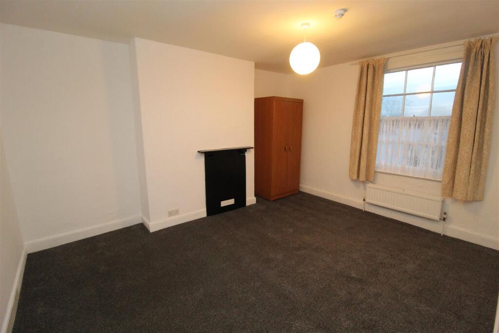 House in Exeter - View 4