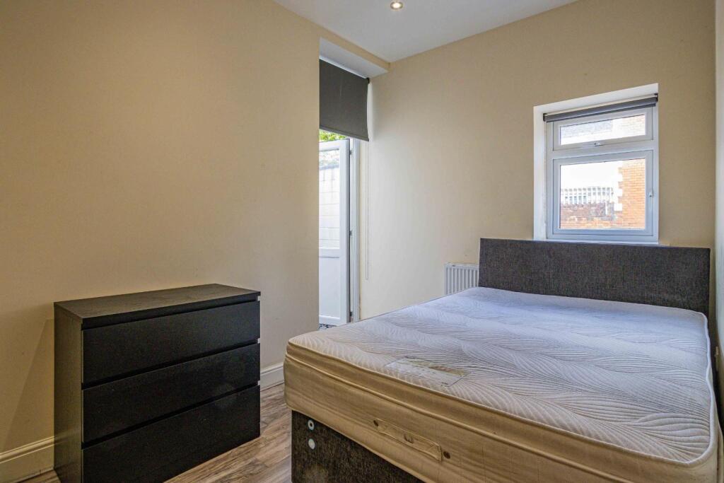 Colum Road, Cathays - View 4