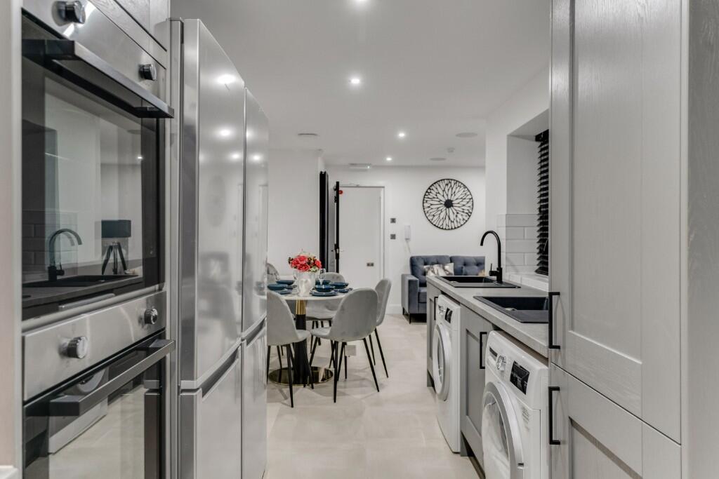 1 bedroom house share for rent
