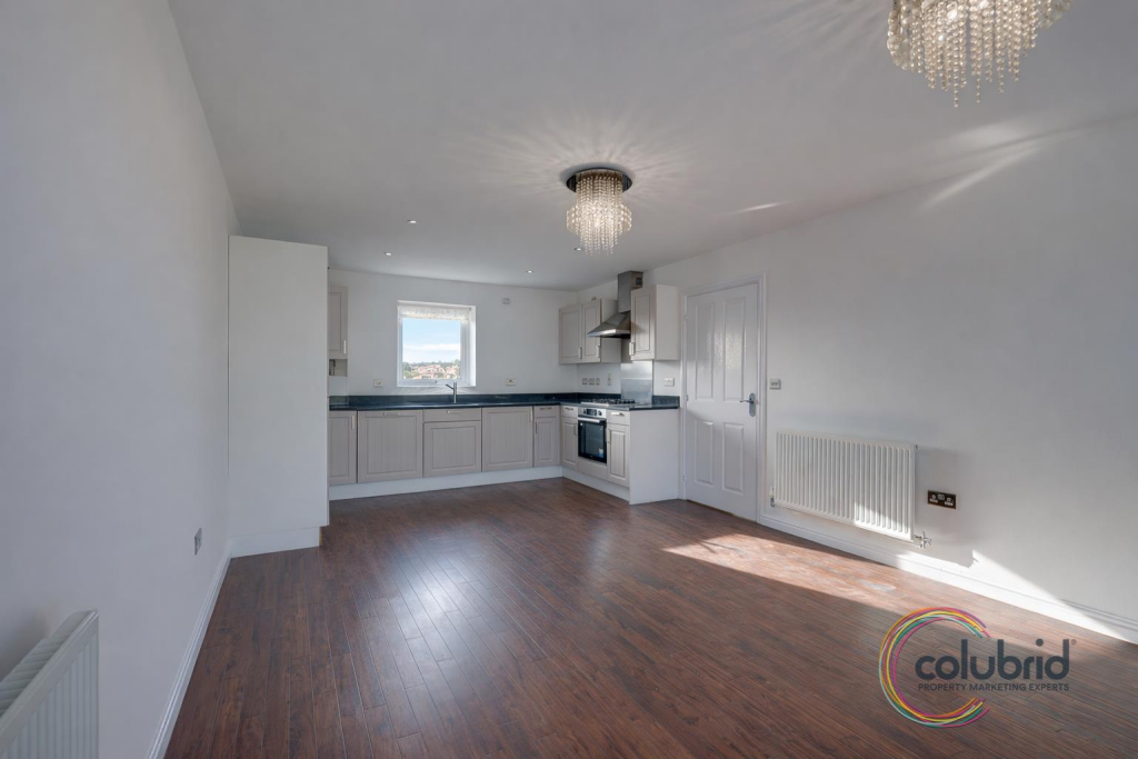 Sunliner Way, South Ockendon photo 2