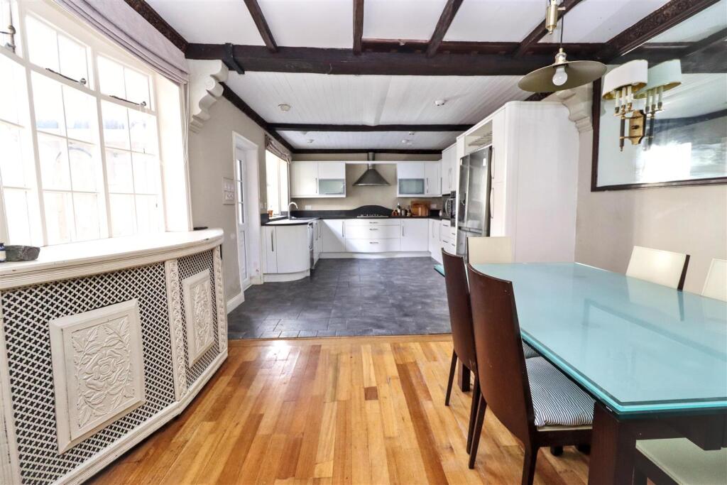 House in Canterbury - View 4