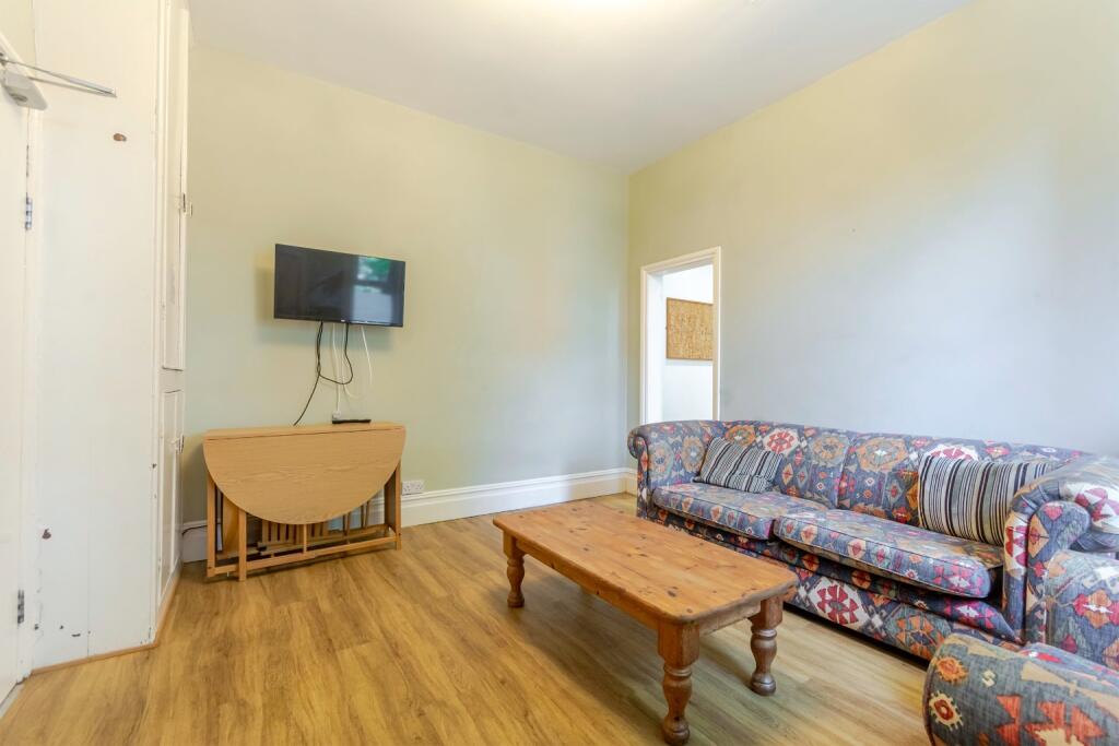 House in Nottingham, Mapperley Park - View 4