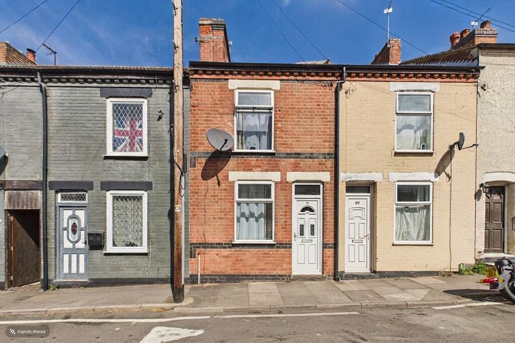 3-bed terraced on Long Street, Burton-on-Trent, £155,000