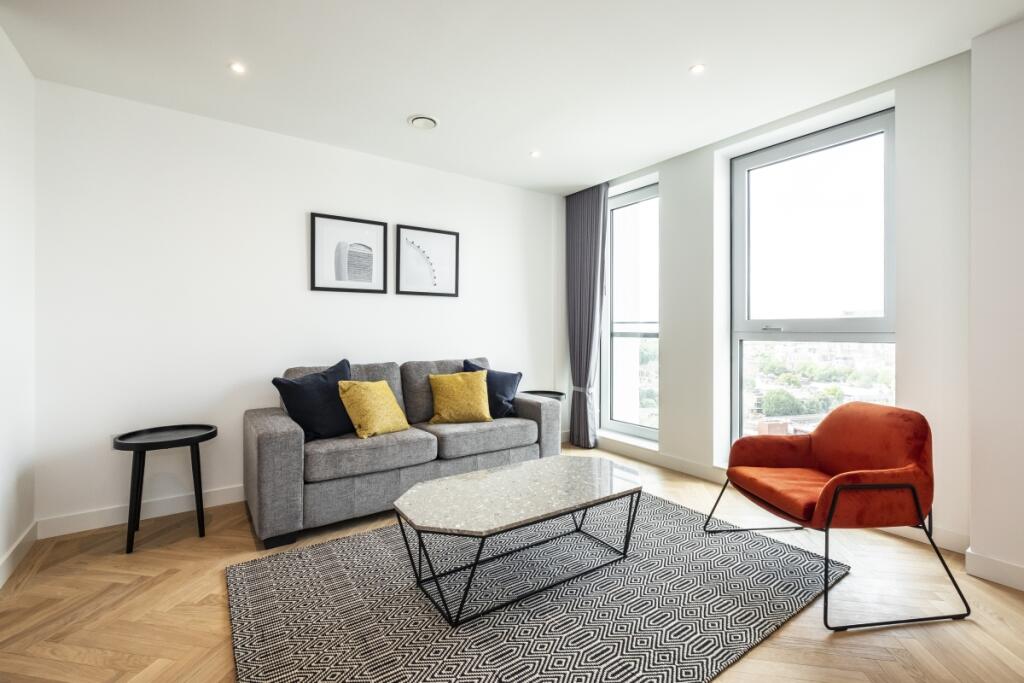 Main image of property: 251 Southwark Bridge Road, Elephant & Castle, SE1