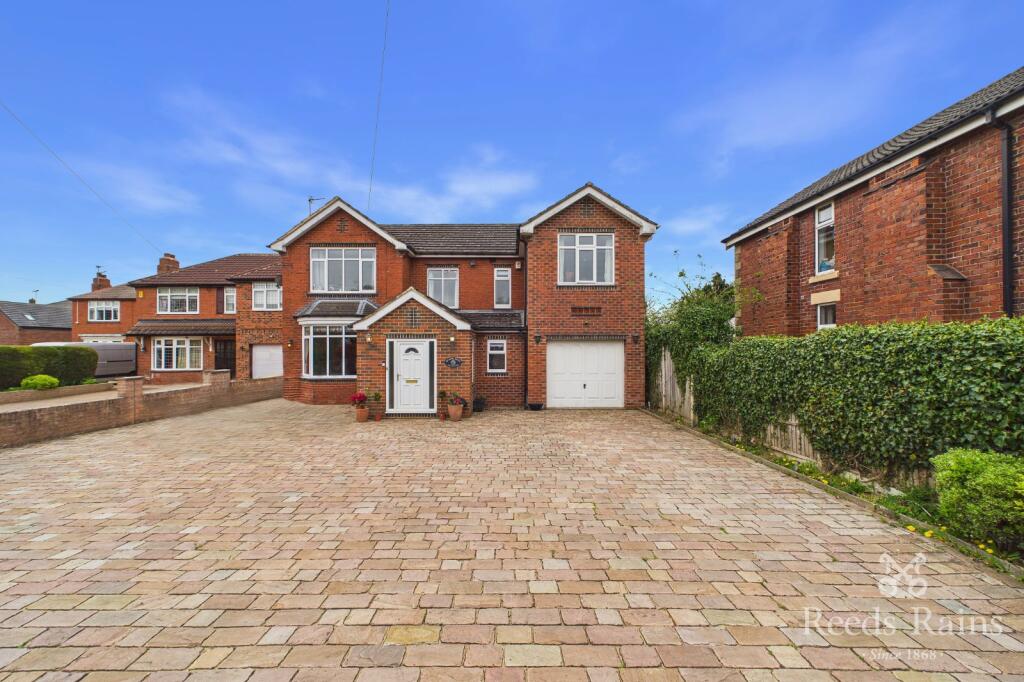 Main image of property: Swinston Hill Road, Dinnington, Sheffield, South Yorkshire, S25