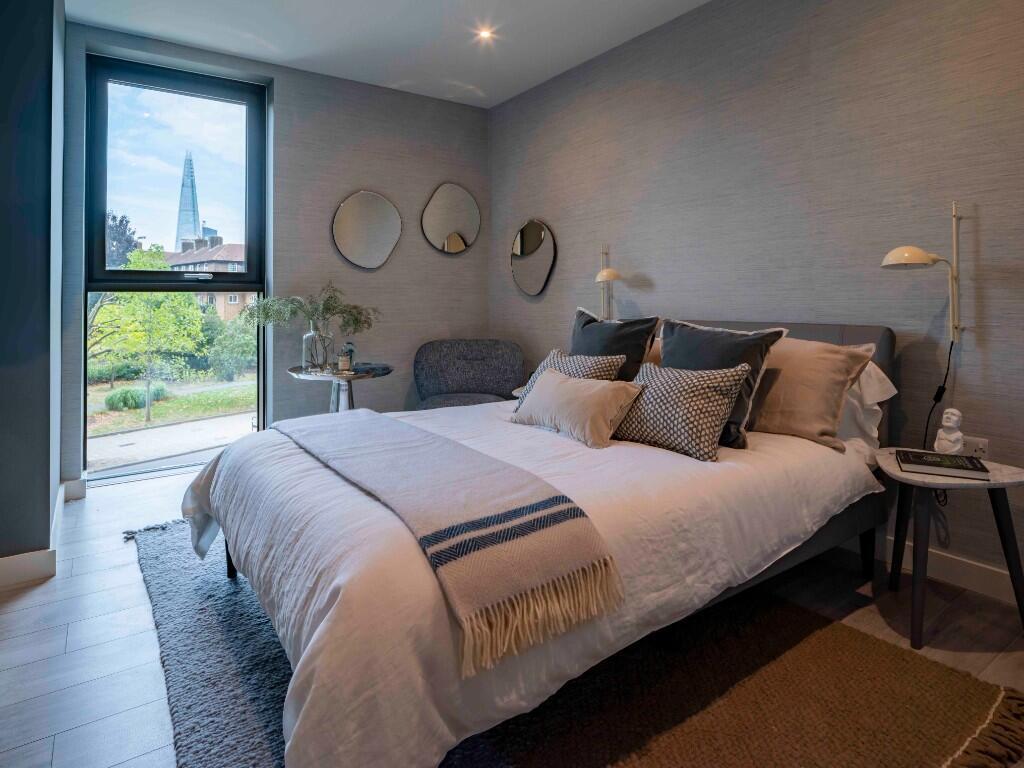 Main image of property: New Lion Way, London, SE17