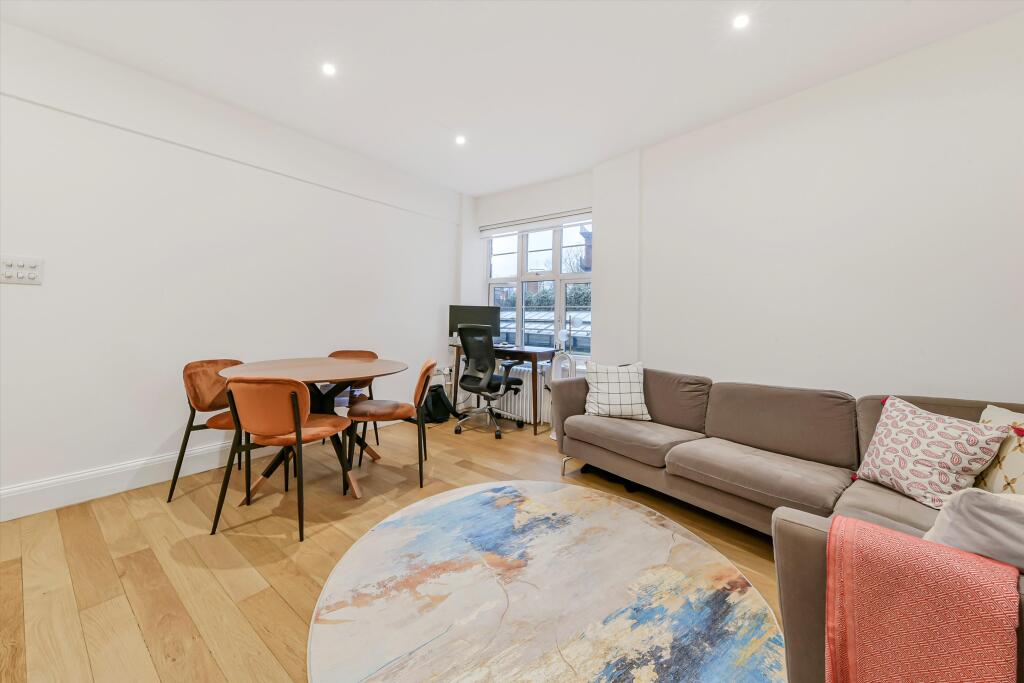 Main image of property: College Crescent, London NW3