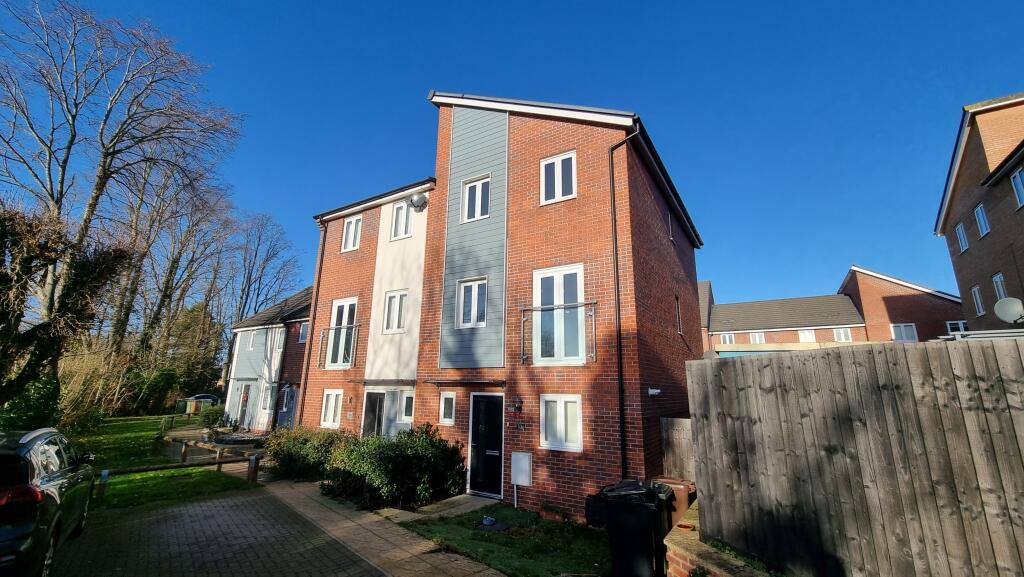 Main image of property: Brook Street East, Wellingborough, NN8