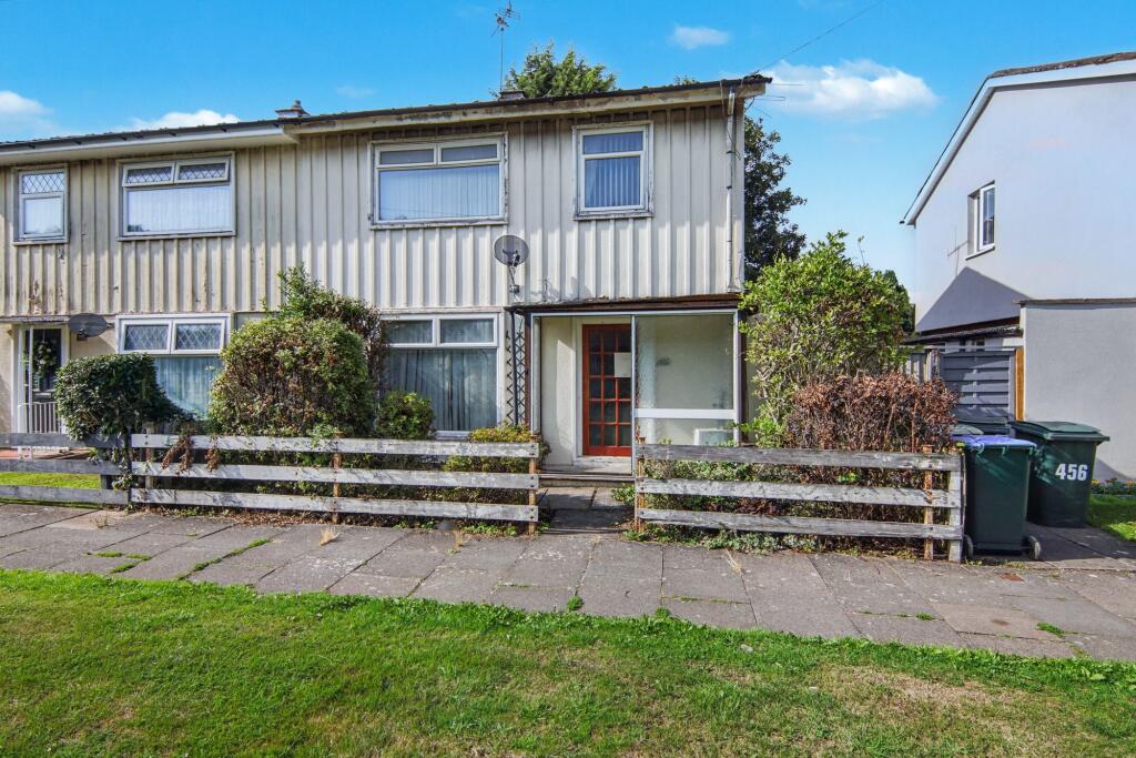 3-bed semi-detached on Charter Avenue, Coventry, CV4, £165,000