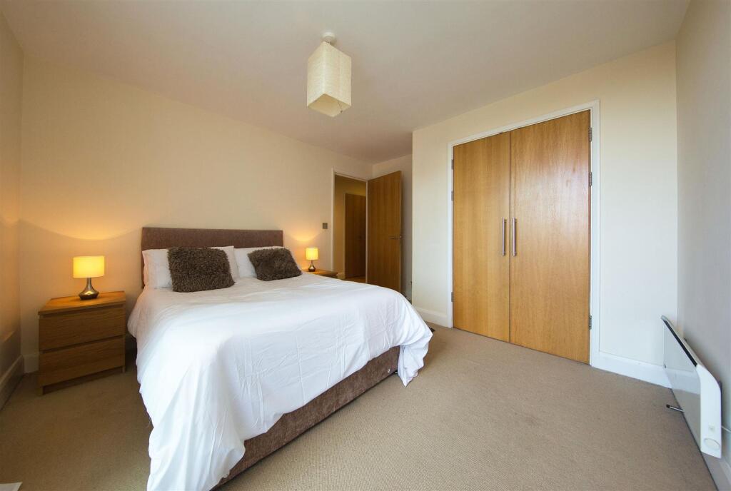 Apartment in Cardiff - View 4