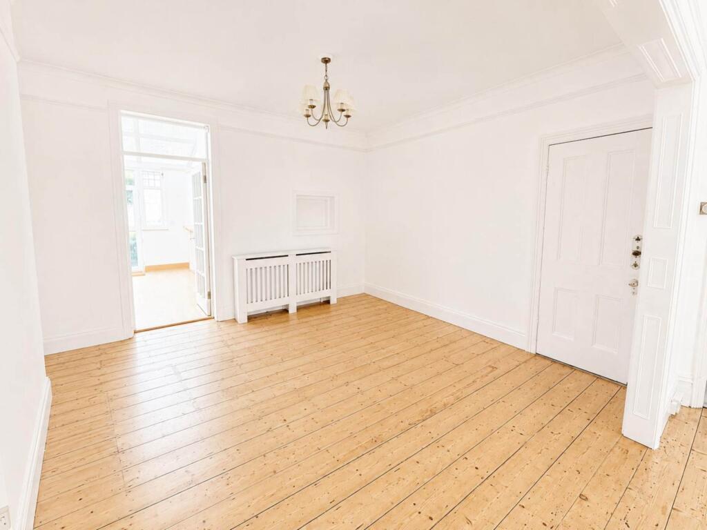 House in Bath - View 5