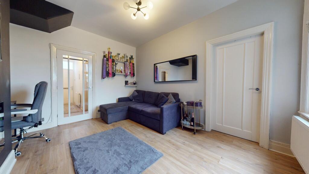 Apartment in South Tyneside, North East - More