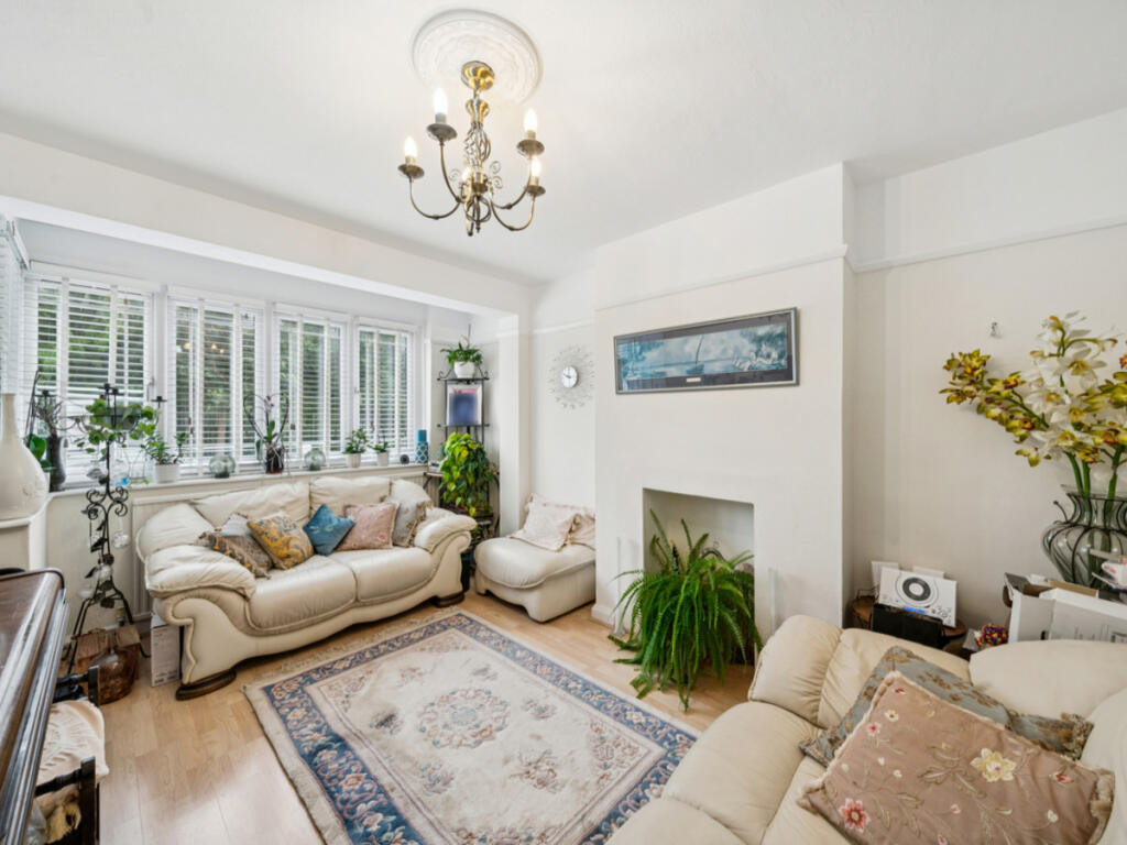 3-bed semi-detached on Chilmark Road, London, SW16, £595,000