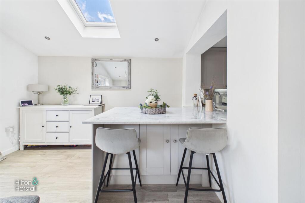 House in Burnley, Rose Grove - View 5
