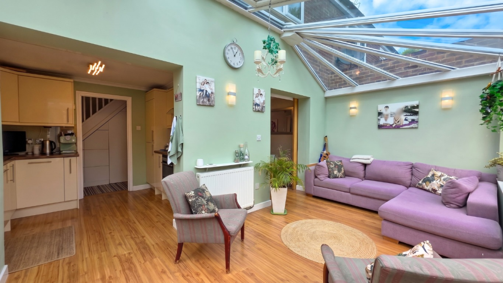 House in Reading, Wokingham Without - More
