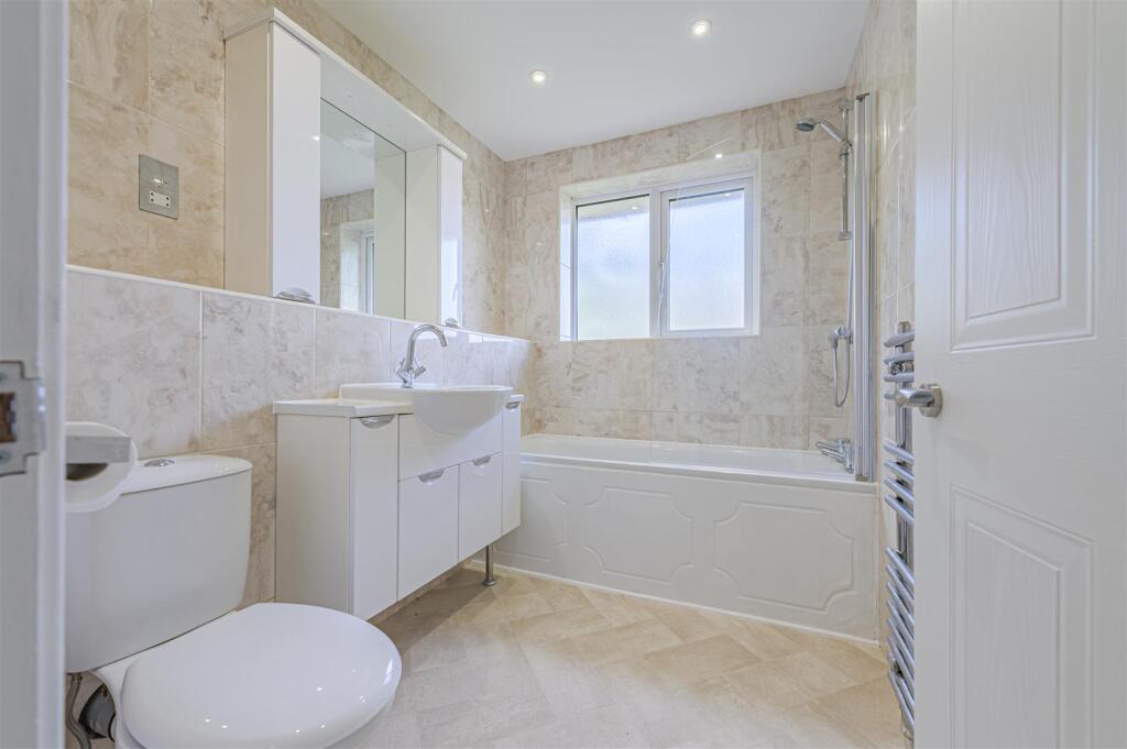 Additional image 22 of 75 Falcon, Wilnecote, B77