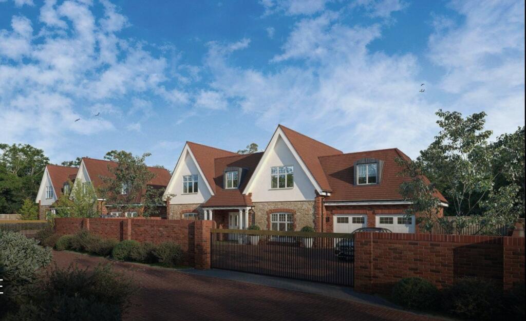 Barton Common Road, New Milton, Hampshire, BH25
