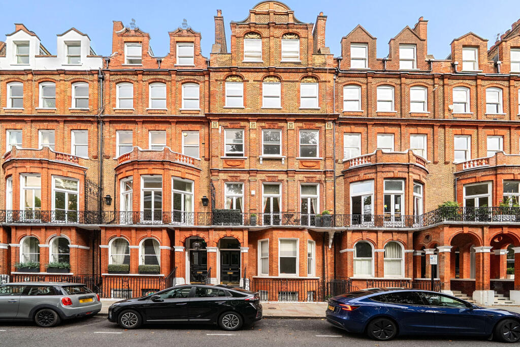 Apartment in London - View 2
