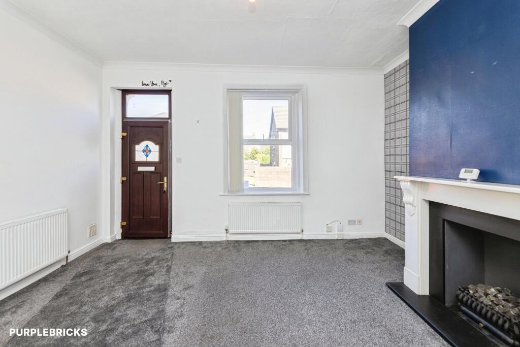 Moorcroft Drive, Bradford, BD4 photo 5